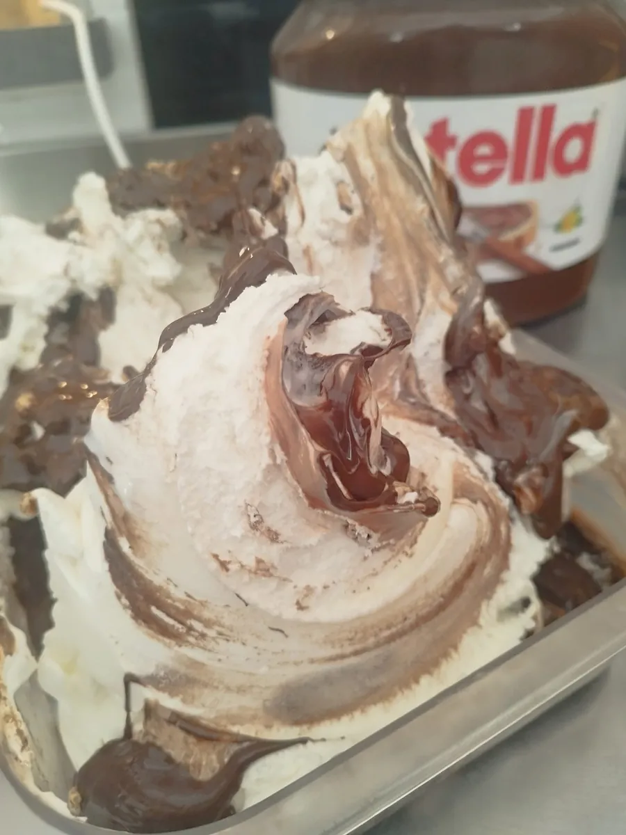 Fiordilatte variegato alla Nutella